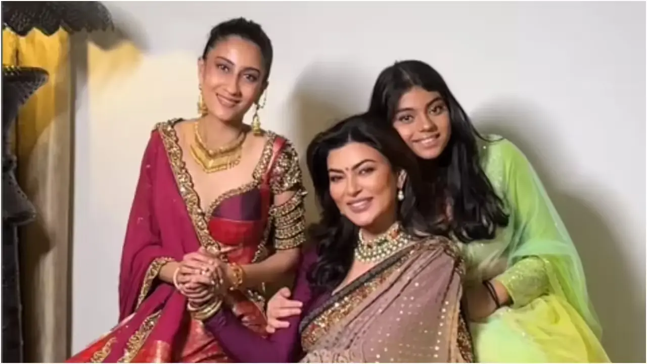 'Can't represent 24-year-old mother': Sushmita Sen recalls how her manager ran away after adopting Renee Sushmita Sen and daughters (Picture via Instagram)