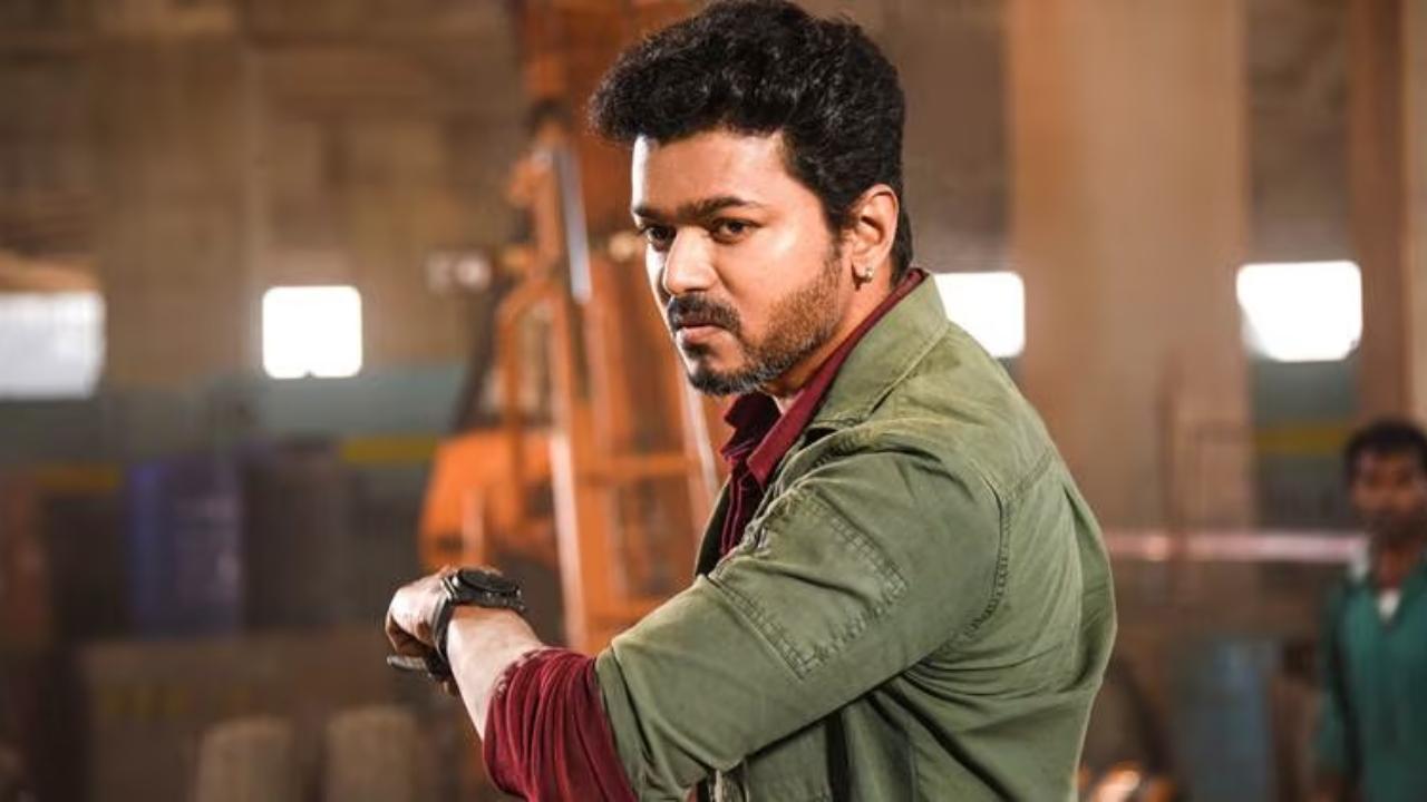 Sarkar (2018)
In Sarkar (2018), Vijay plays Sundar Ramaswamy, a powerful and influential entrepreneur who returns to India briefly just to exercise his right to vote. Sarkar (2018)
In Sarkar (2018), Vijay plays Sundar Ramaswamy, a powerful and influential entrepreneur who returns to India briefly just to exercise his right to vote. 