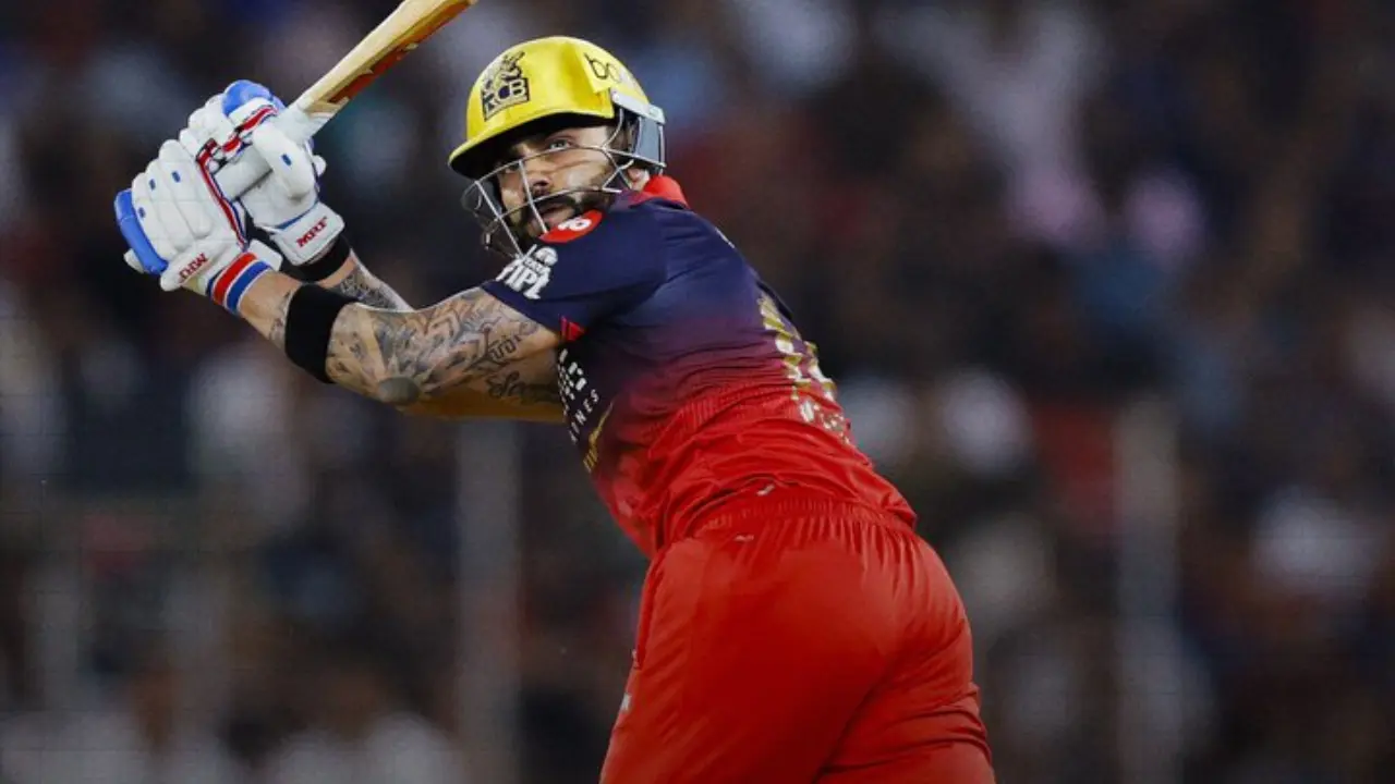 Kohli showcases sensible batting display; RCB reach 100 runs in 10 overs vs GT Virat Kohli (Pic: X/@RCBTweets)