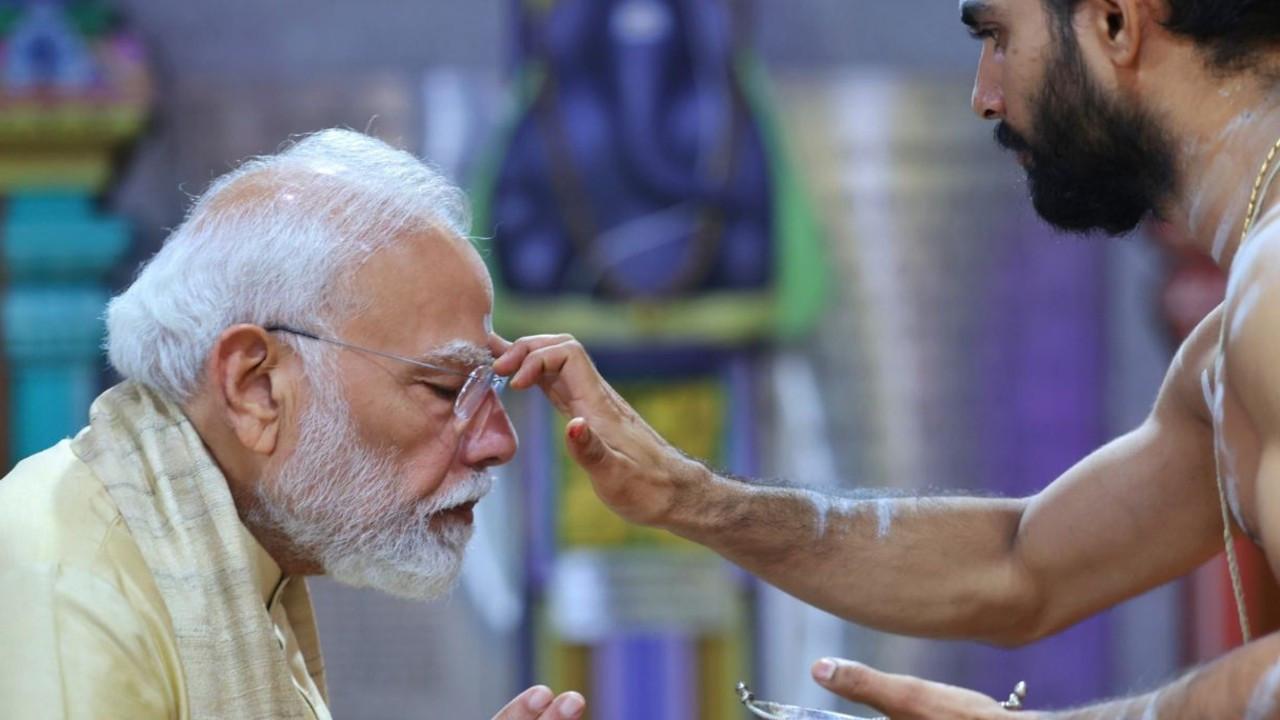 PM Modi on Wednesday offered prayers at the Shri Vinayaka Temple to mark the completion of 25 years as head of government and renewed his pledge to serve the country with utmost dedication