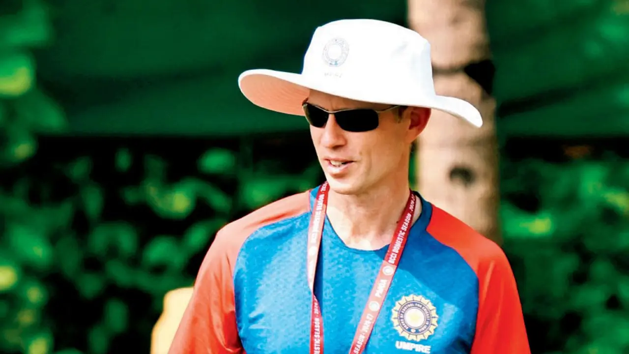 Australian umpire Ben Treloar reveals attending first umpiring course at 16 Australian umpire Ben Treloar at the MCA-BKC ground on Sunday. Pic/Atul Kamble