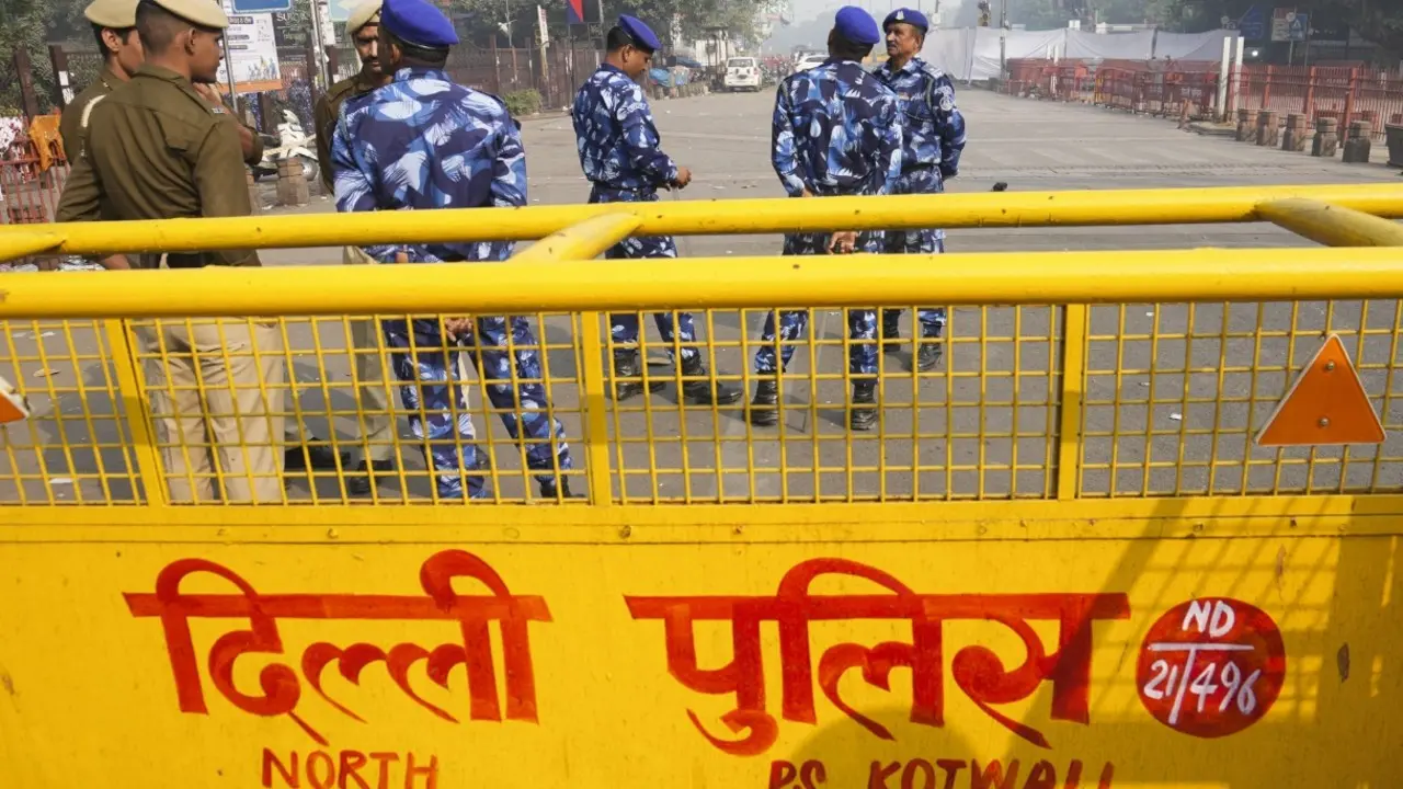 Three Delhi schools receive bomb threat emails, search operations launched Bomb disposal squads, dog squads, fire department personnel and police teams were deployed to search the school premises. Representational Pic/File/PTI