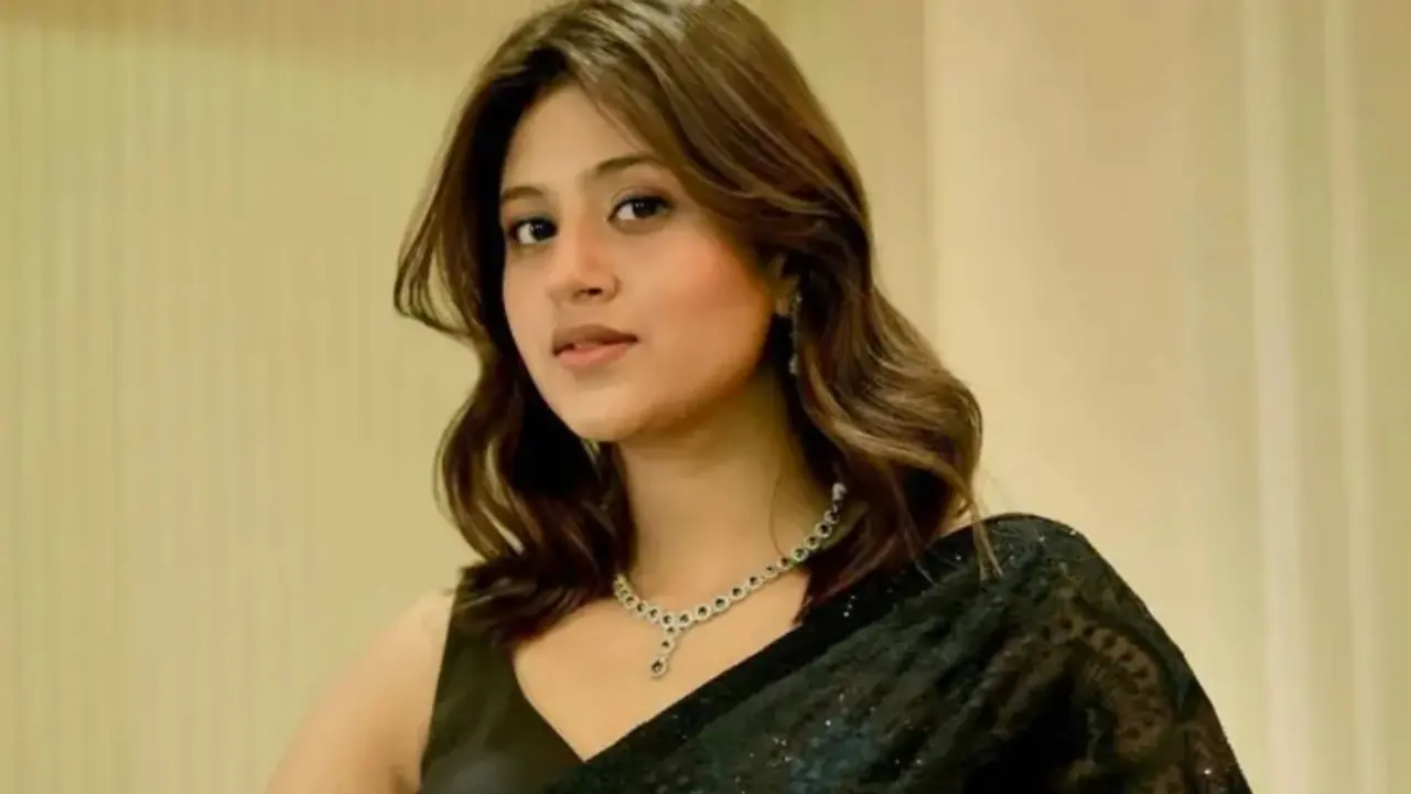 Kacha Badam fame Anjali Arora gets legal notice after Kanpur event controversy