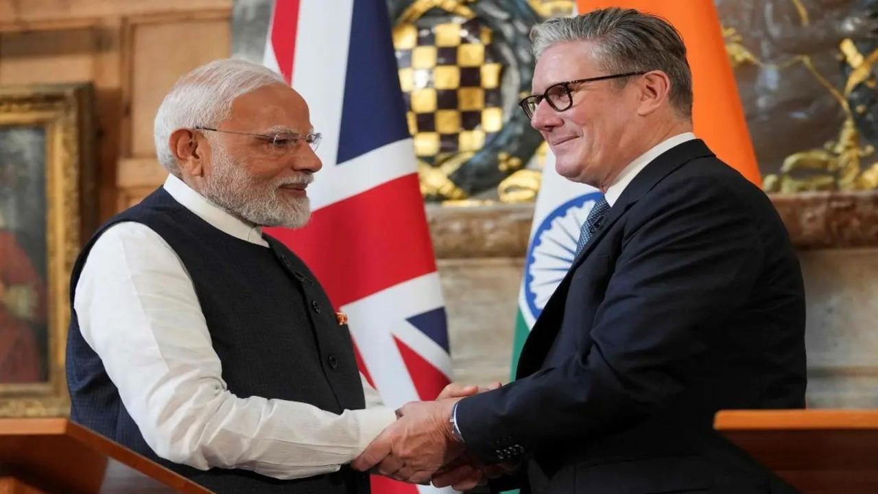 India-UK Trade Deal: UK Delegation announces deals worth 1 billion pounds Former PM Keir Starmer and PM Narendra Modi shake hands at the end of a joint press conference after the signing of the FTA on 24th July, 2025. File pic