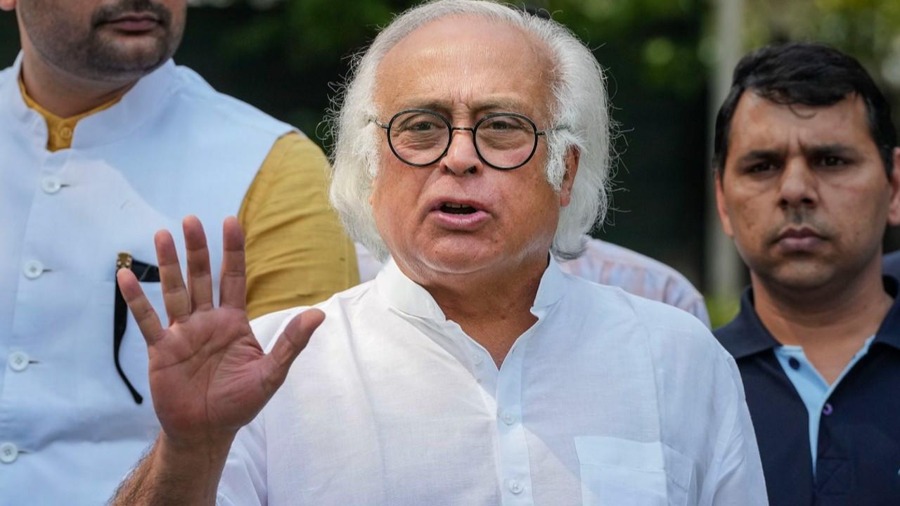 ‘Vote chori sarkaar’ perfected ‘gramin mazdoori chori’: Congress on VB-G RAM G Jairam Ramesh. File Pic