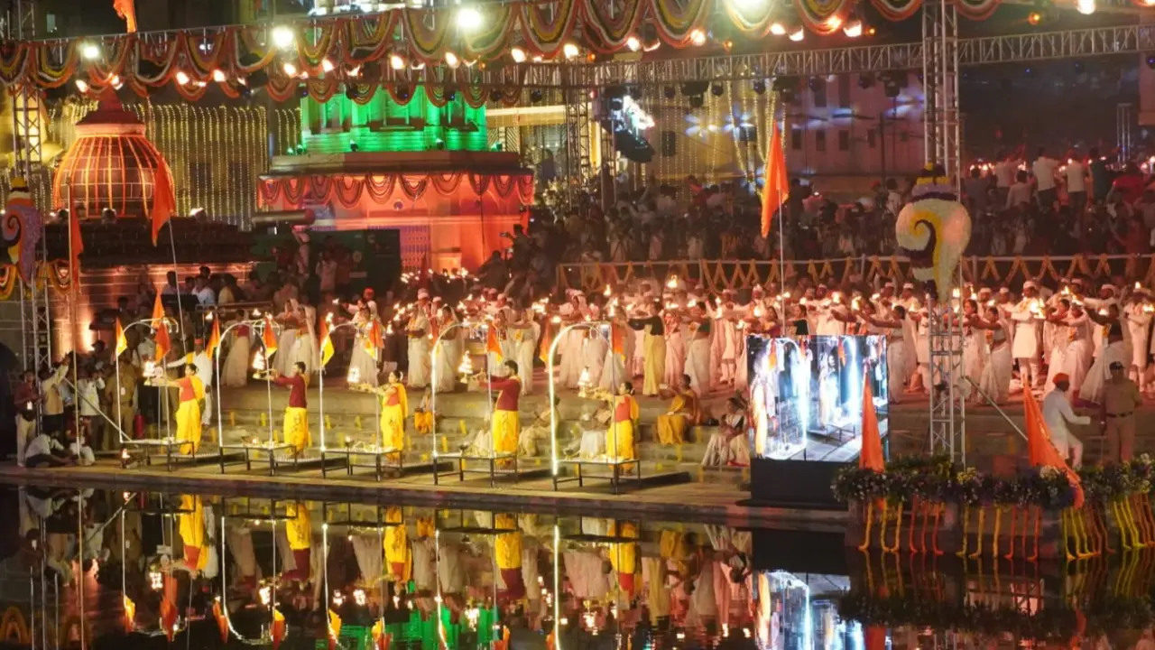 President Murmu highlighted Maharashtra's historical and social contributions after the ceremony. Pics/Special Arrangement