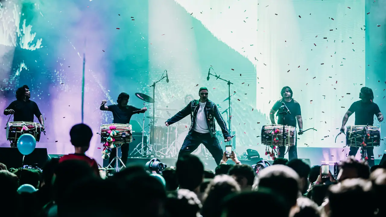 Nykaaland 4.0 concludes in Delhi as Indians come together to celebrate beauty Sukhbir was among the performers who sang some of his biggest Punjabi hits. Photo Courtesy: Special Arrangement