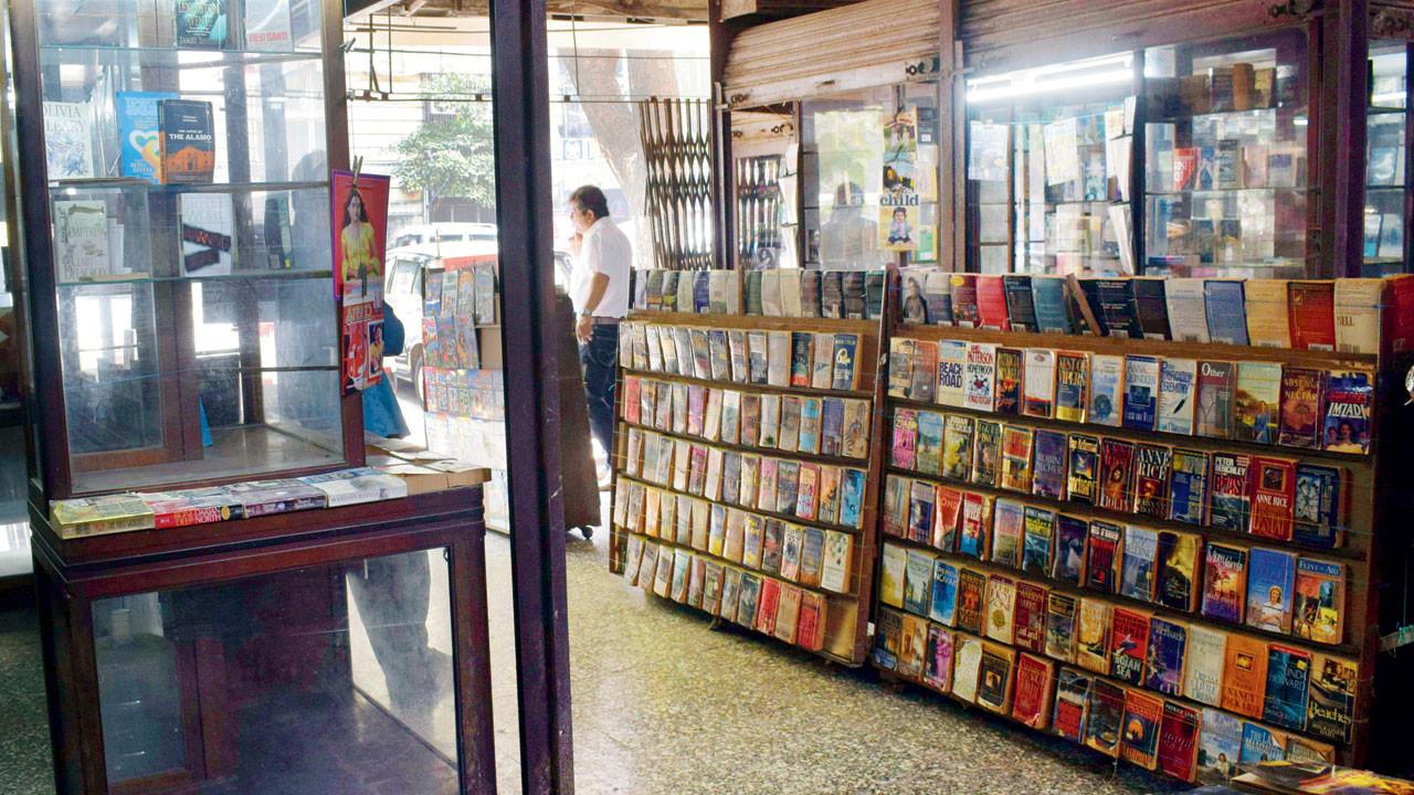 Pages of an old book trail A file photograph of the Smoker’s Corner bookshop on Sir PM Road. Pic/mid-day archives
