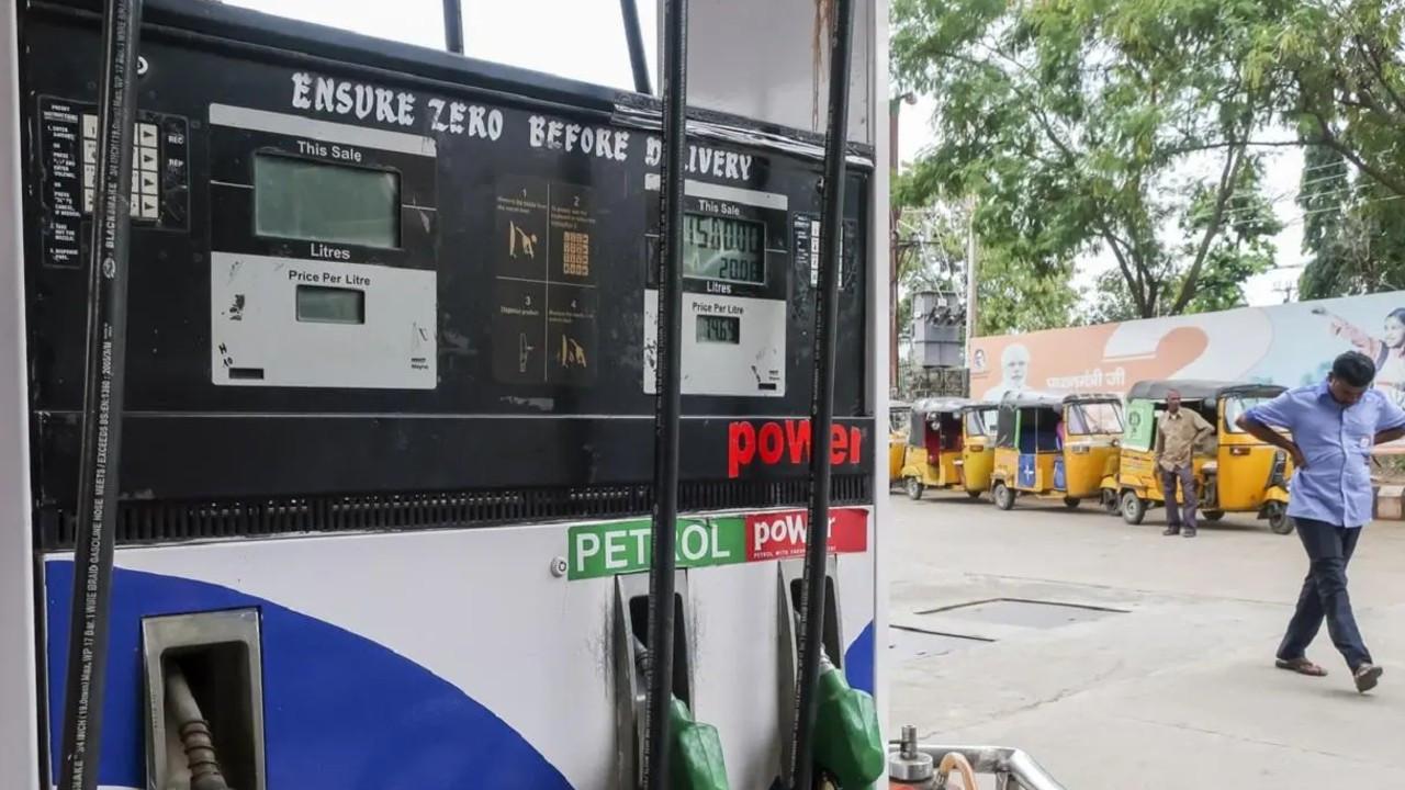 Nayara Energy increase fuel prices; petrol by Rs 5, diesel by Rs 3 Representational Image. File pic.