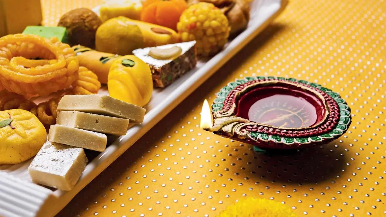 FDA steps up crackdown on adulterated sweets, edible oil ahead of festivals Milk products, sweets, snacks, edible oil, beverages and ghee have been identified as priority categories, while regional products such as kuttu and singhada atta have also been brought under the scanner. Representational Pic