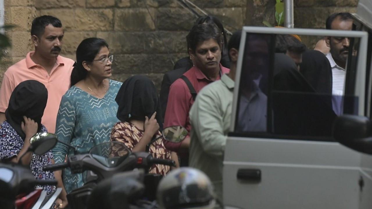 Tiger Shroff firing case: Custody of four accused extended till October 28 Kunal Singh, 21; Sumit Sorolia, 19; Radha Verma and Babita Rao (both aged 23) were produced before the Esplanade Court on Monday. PIC/ASHISH RAJE