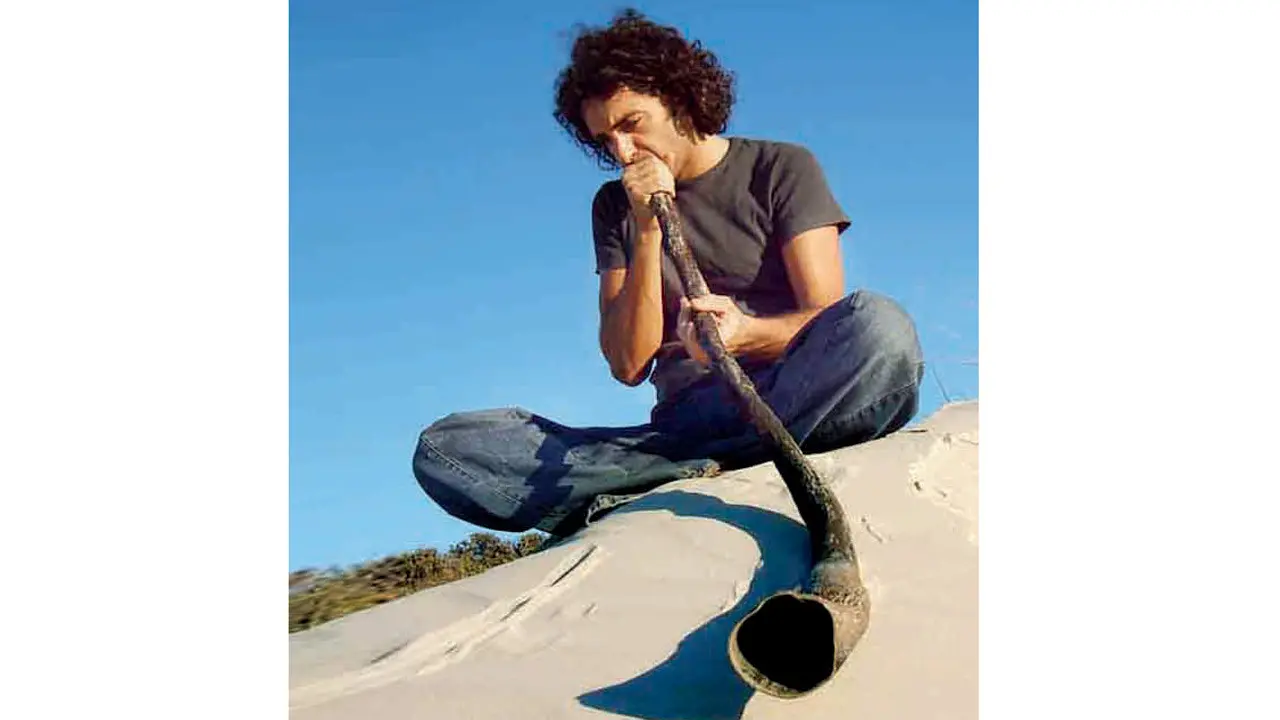 Immerse in tribal trance music and nature at this cultural event in Mumbai this Riccardo Moretti plays the Kelp Horn
