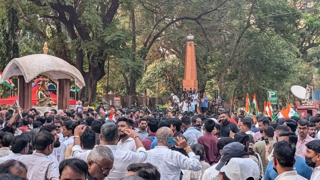 Mumbai Police registered a case on Monday against 25 people in connection with the demonstration. PIC/ RANJEET JADHAV