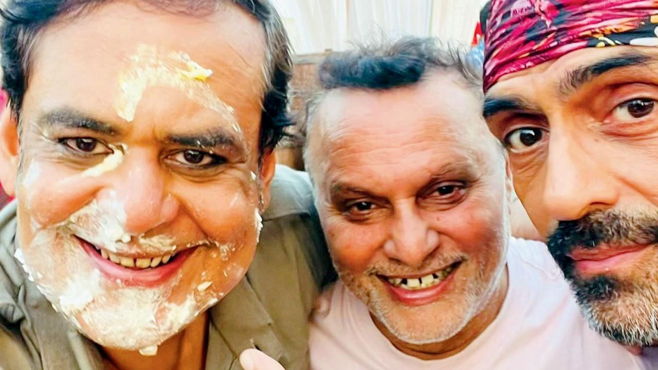 Arjun Rampal's surprise birthday party for Rahul Mittra on sets of Arjun Naga (L-R) Rahul Mittra and Anil Sharma with Arjun Rampal. Pics/Instagram