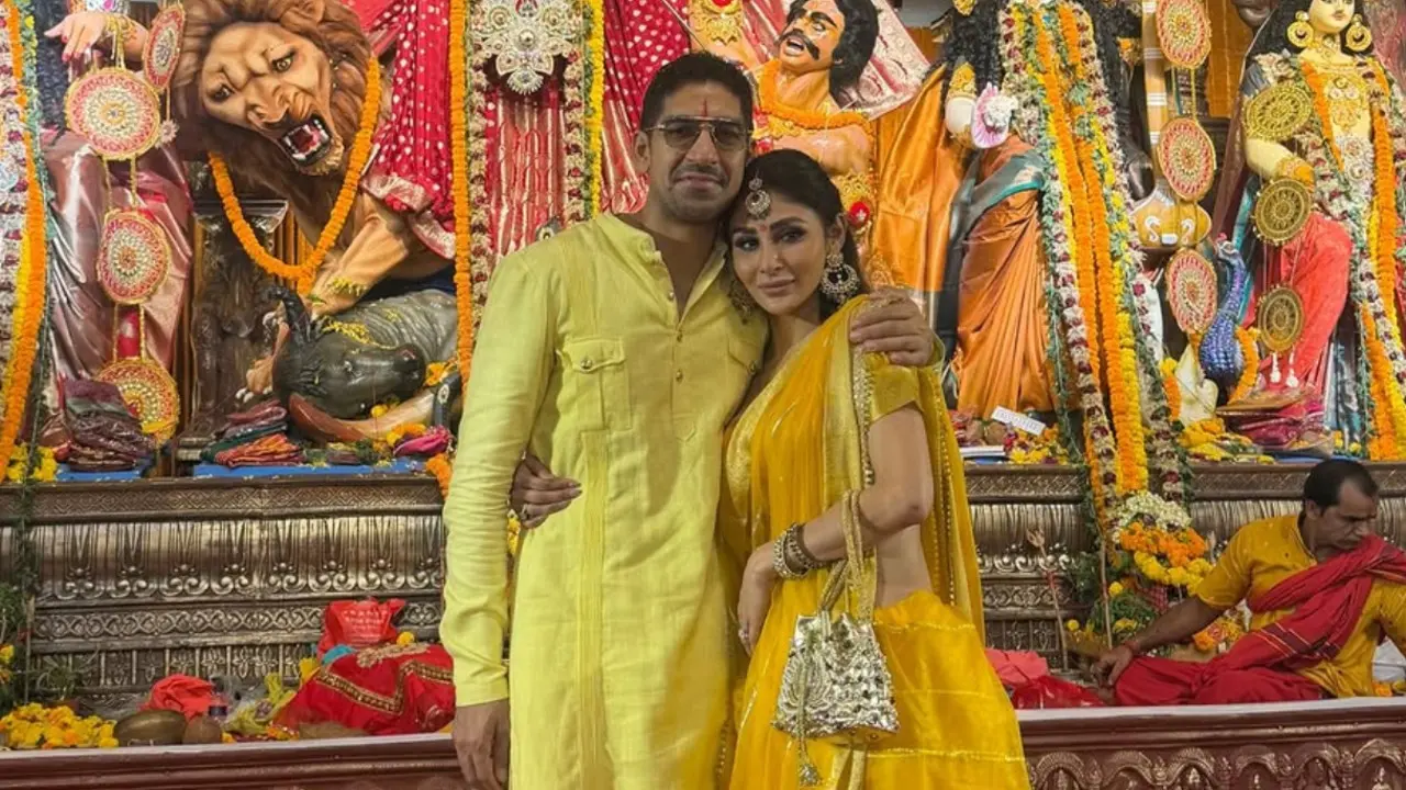 Mouni Roy reunites with Brahmastra director Ayan Mukerji at Durga Puja 2026 Ayan Mukerji and Mouni Roy. Pic via Instagram