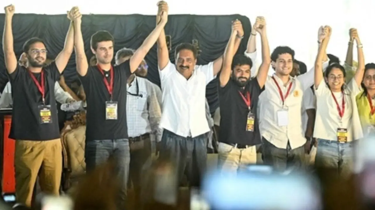 IN PHOTOS: Abhijeet Dipke, Dhruv Rathee join Bengaluru protest over SIR Pic/AFP