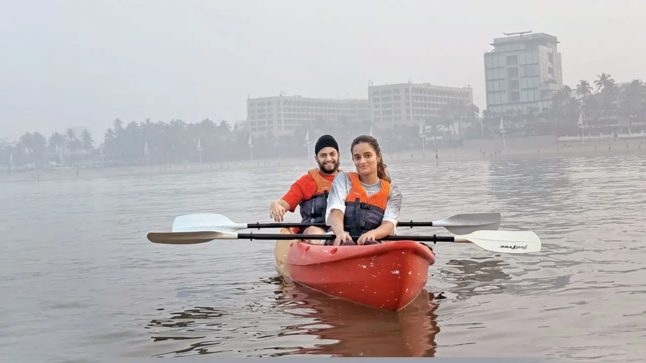 Beginners paddle through their first expedition in Juhu
