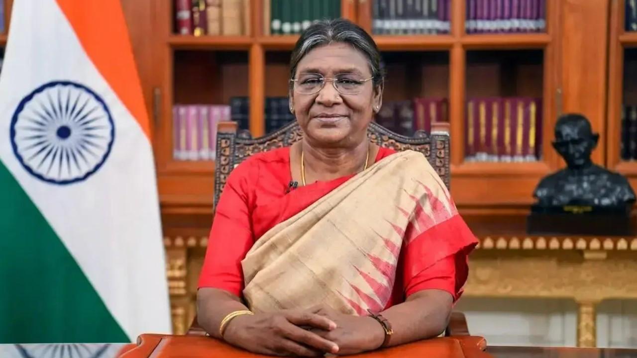 President Murmu to visit longest highway tunnel during her visit to Himachal President Droupadi Murmu will attend the inaugural convocation of AIIMS Bilaspur during her three-day Himachal Pradesh visit. File pic