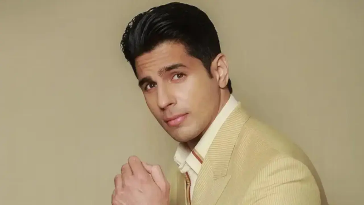 Sidharth Malhotra took to Instagram and shared a photo of his fractured leg. The photo comes days after the actor announced that he is all set to embrace parenthood for the second time. Read more Sidharth Malhotra took to Instagram and shared a photo of his fractured leg. The photo comes days after the actor announced that he is all set to embrace parenthood for the second time. Read more