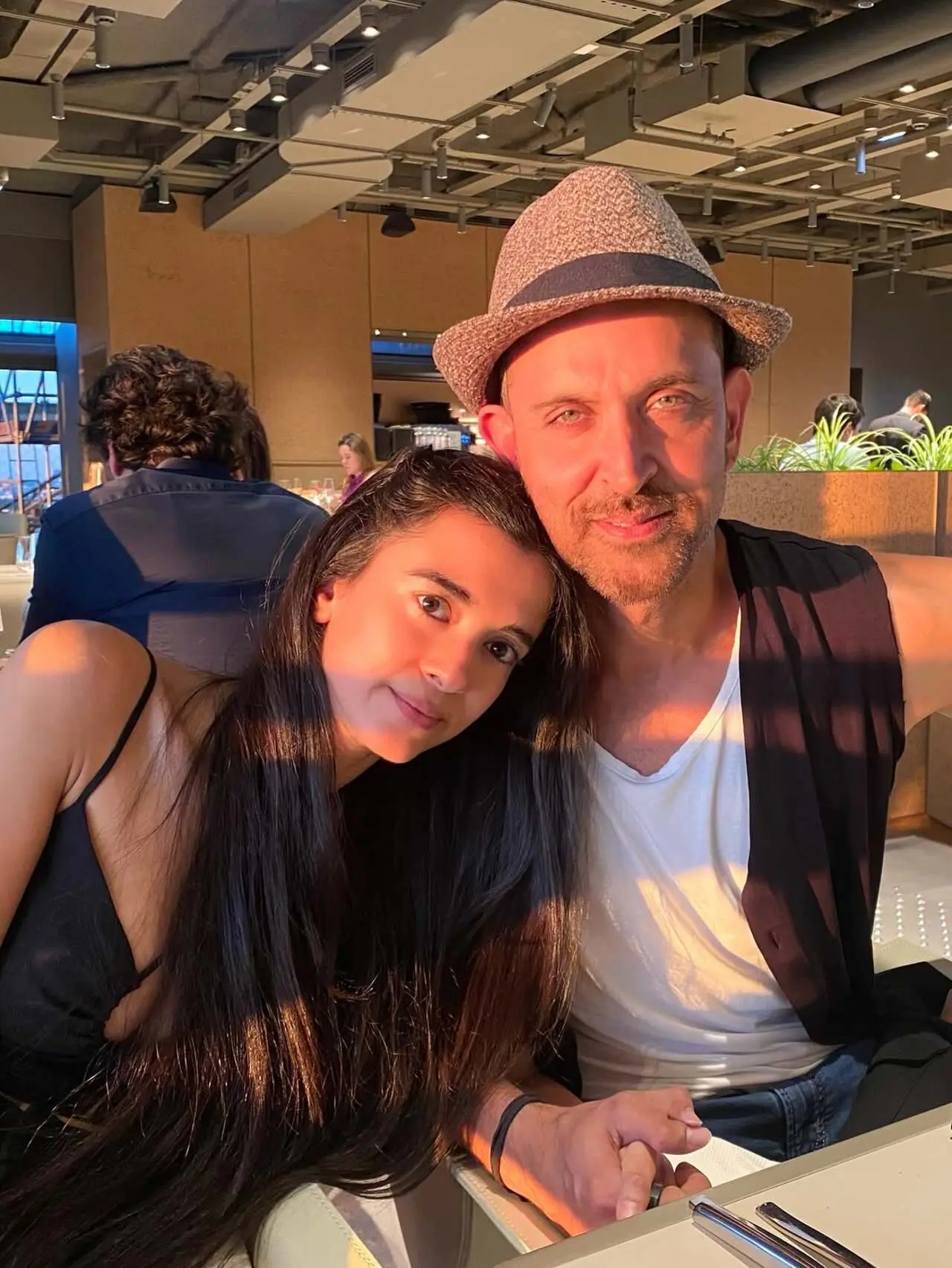 Saba rests her head against Hrithik as the couple poses for a sweet selfie, capturing a quiet moment from one of their dates