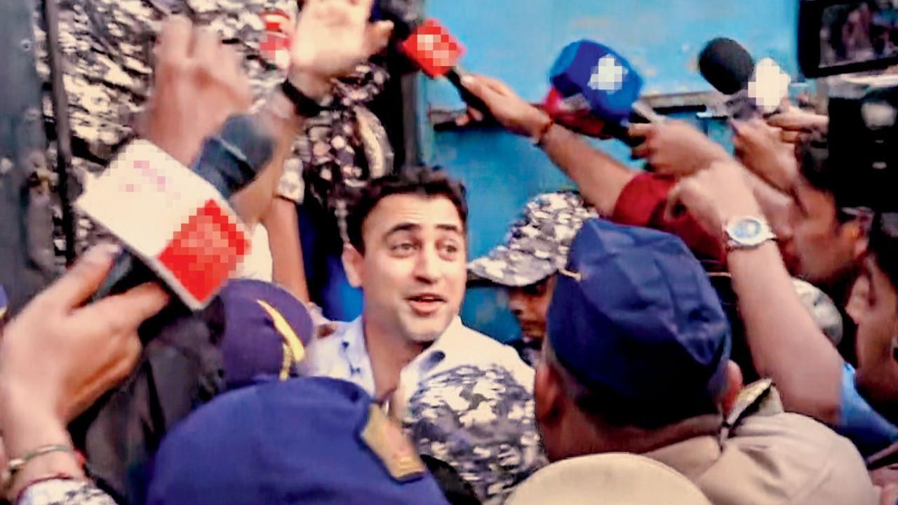 Imran Khan's deportation notice to affect comeback film Adhure Hum Adhure Tum