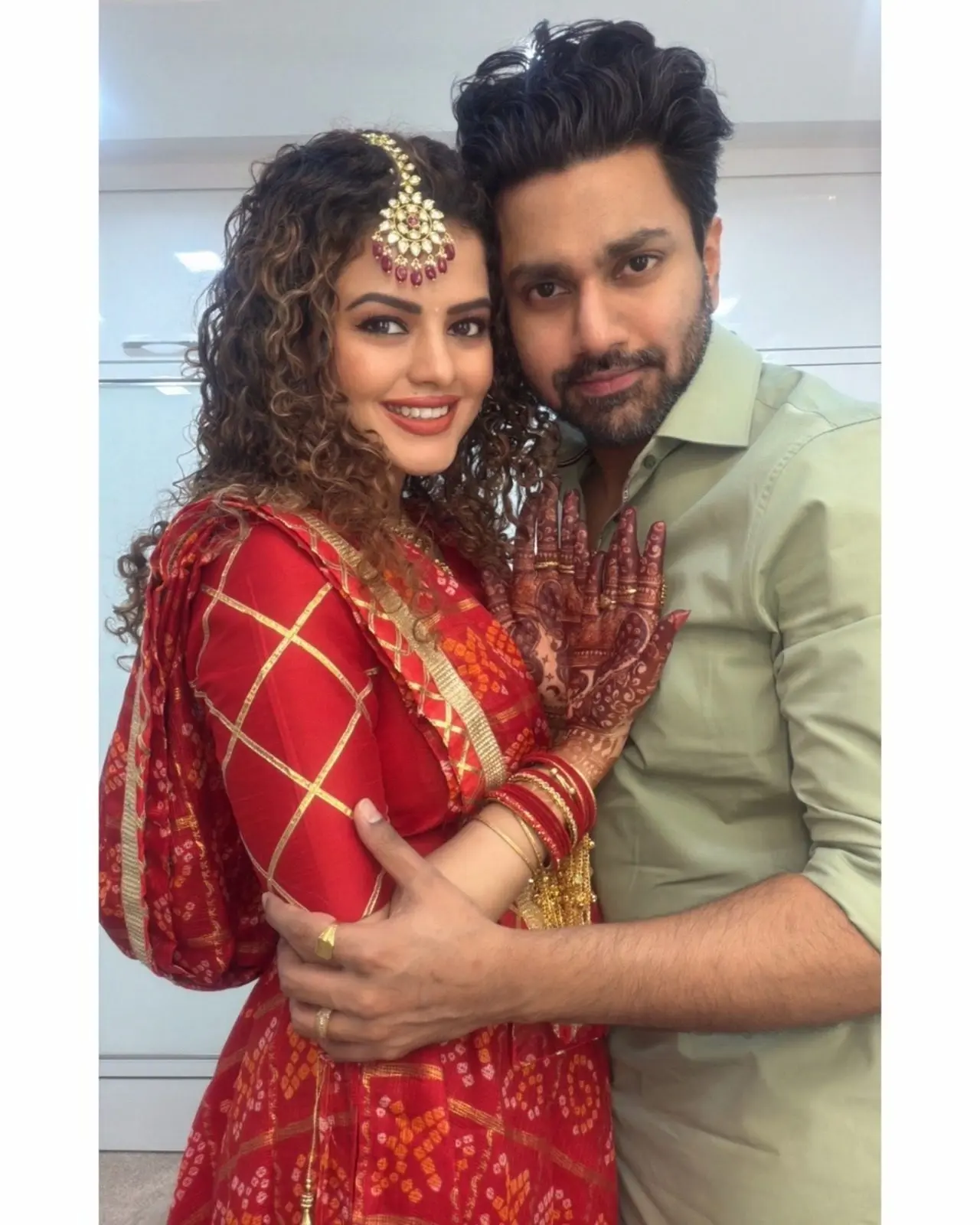 Palak Muchchal and Mithoon also shared loved-up pics from their Karwa Chauth celebrations, as the singer flaunted her mehendi. Palak Muchchal and Mithoon also shared loved-up pics from their Karwa Chauth celebrations, as the singer flaunted her mehendi.