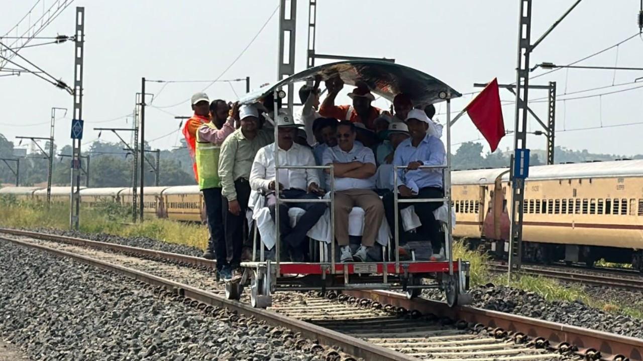 Kalyan–Kasara rail corridor gets boost as Central Railway commissions 13.53-km third line Central Railway commissions first phase of Kalyan–Kasara third line (Pic/Special arrangement)
