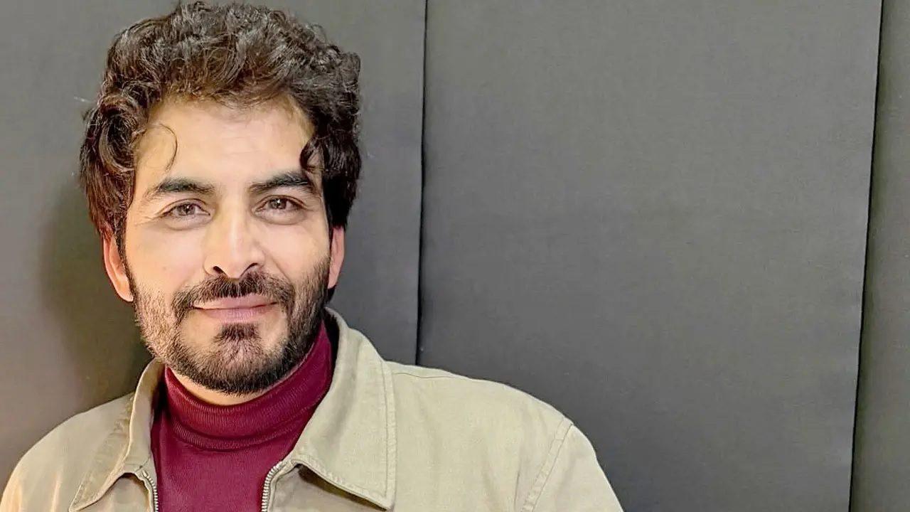 ThursdayStage callTheatre: Witness one of actor Manav Kaul’s (below) finest performances, Traasadi, inspired by a son’s emotional journey home after his beloved mother’s passing.TIME 7.15 pmAT NCPA, Nariman Point.LOG ON TO in.bookmyshow.comENTRY Rs 1180 ThursdayStage callTheatre: Witness one of actor Manav Kaul’s (below) finest performances, Traasadi, inspired by a son’s emotional journey home after his beloved mother’s passing.TIME 7.15 pmAT NCPA, Nariman Point.LOG ON TO in.bookmyshow.comENTRY Rs 1180
