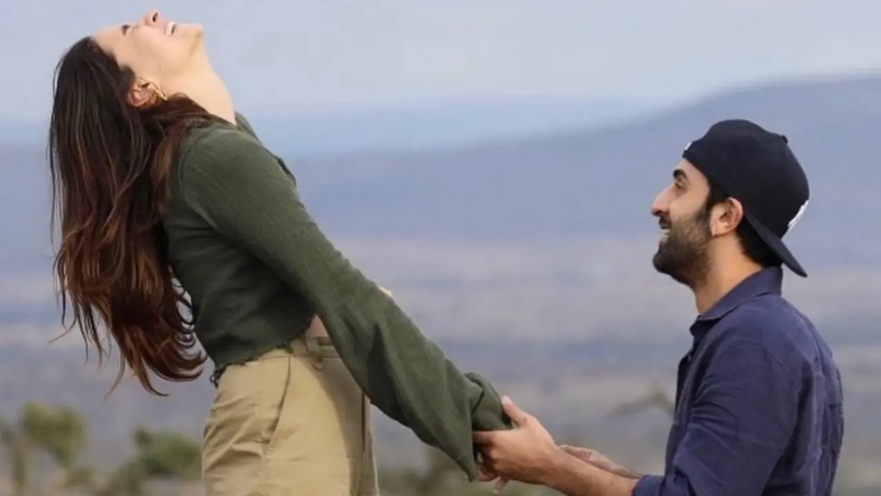 Ranbir Kapoor recalls his proposal to Alia Bhatt: ‘There were three lions' Alia, Ranbir proposal (Pic/Instagram)