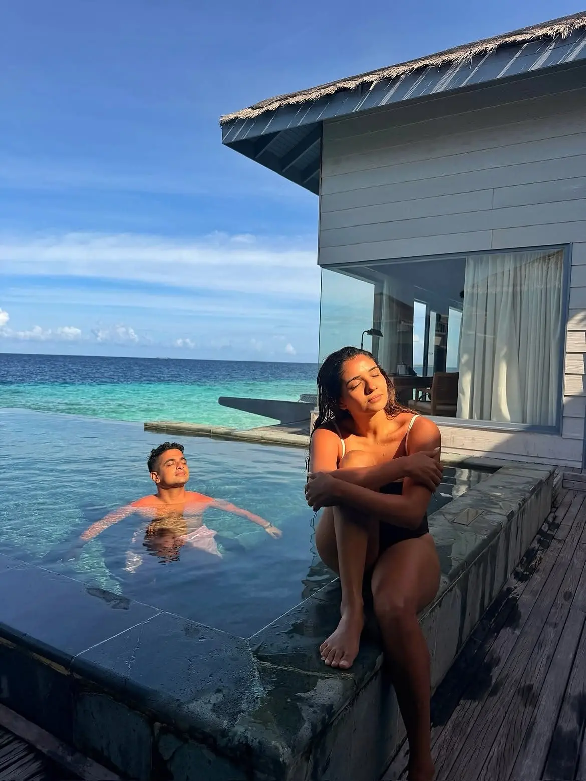 The couple were seen enjoying some pool time. While Ranveer took a relaxing dip, Juhi, on the other hand, was seen basking in the sunlight. The couple were seen enjoying some pool time. While Ranveer took a relaxing dip, Juhi, on the other hand, was seen basking in the sunlight.