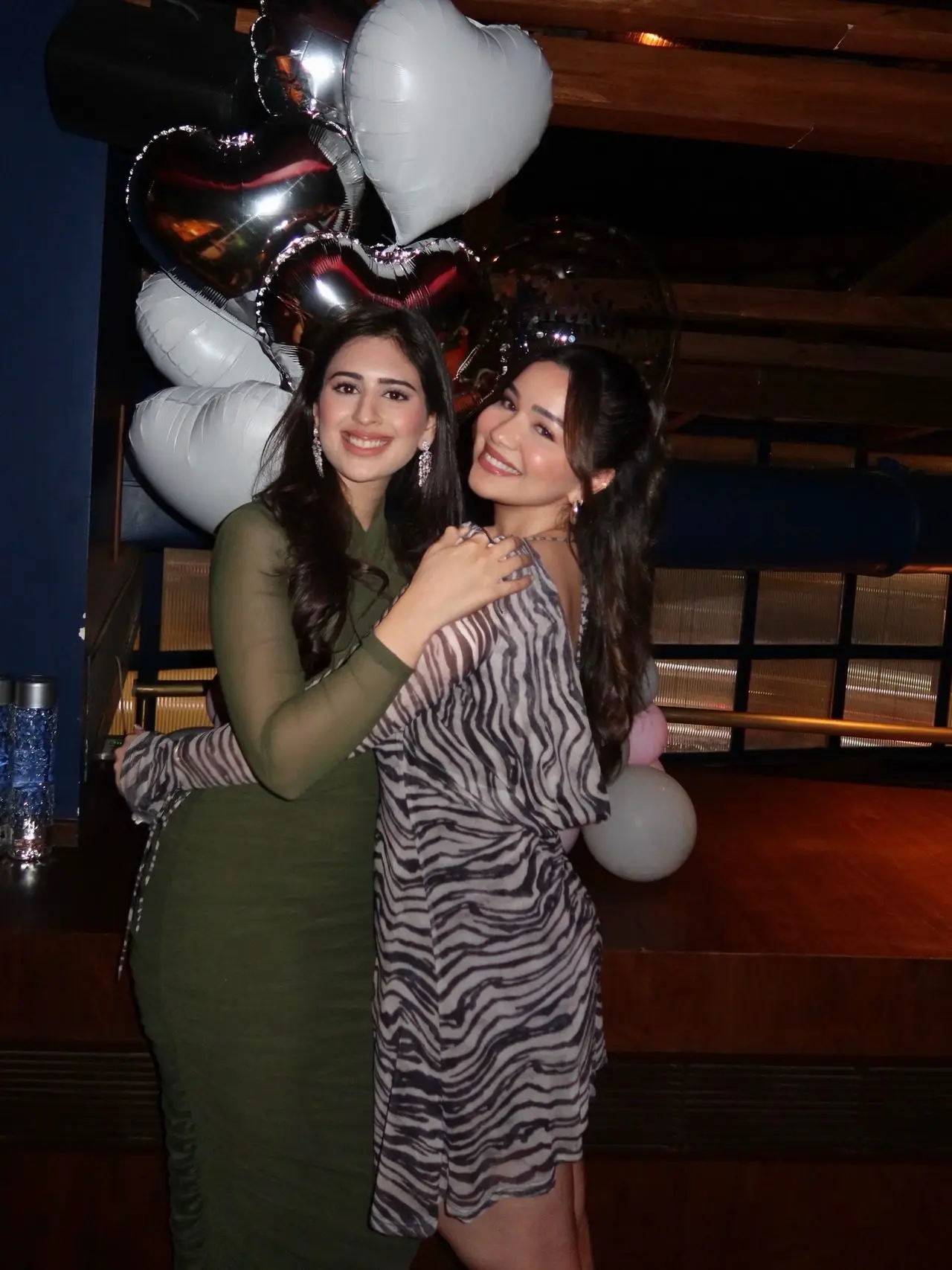 Sara hugged Saaniya Chandhok as they two posed for a sweet picture. In the caption she wrote, "One with the SIL of my dreams."