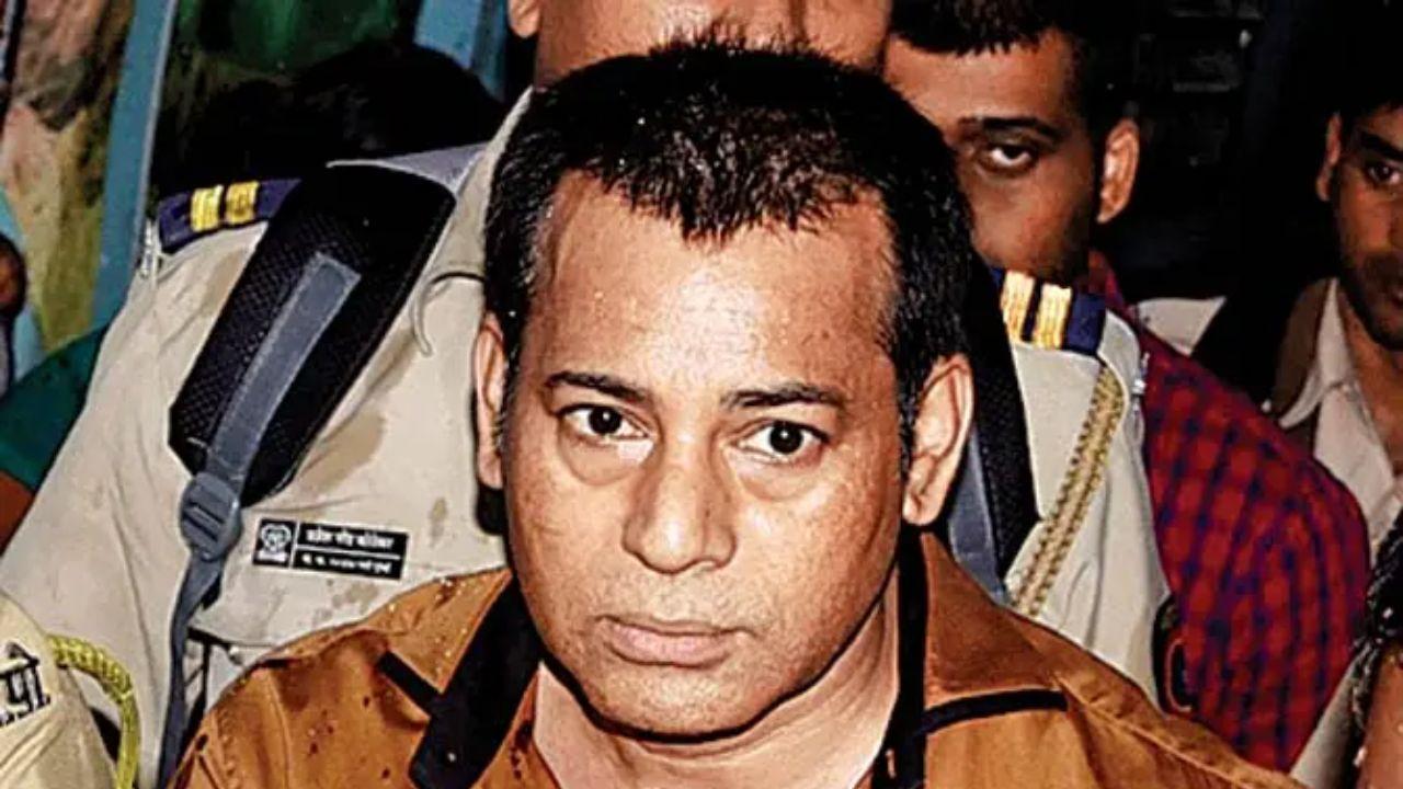 Abu Salem, currently lodged in Nashik Road Central Prison, had approached the Supreme Court against the Bombay High Court's refusal to direct his immediate release. FILE PIC