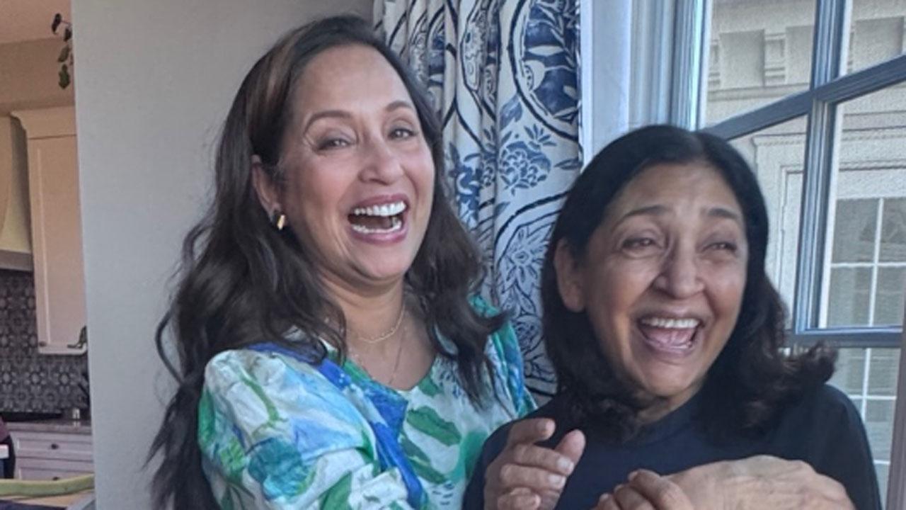 Deepti Naval meets Ashwini Bhave at her California home during US tour Picture Courtesy/Deepti Naval's Instagram account