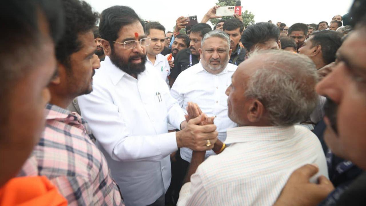 Dry spell hits tur, soybean crops; govt to provide substantial aid: Shinde Eknath Shinde visited various villages in Akola and Buldhana districts. Pic/X