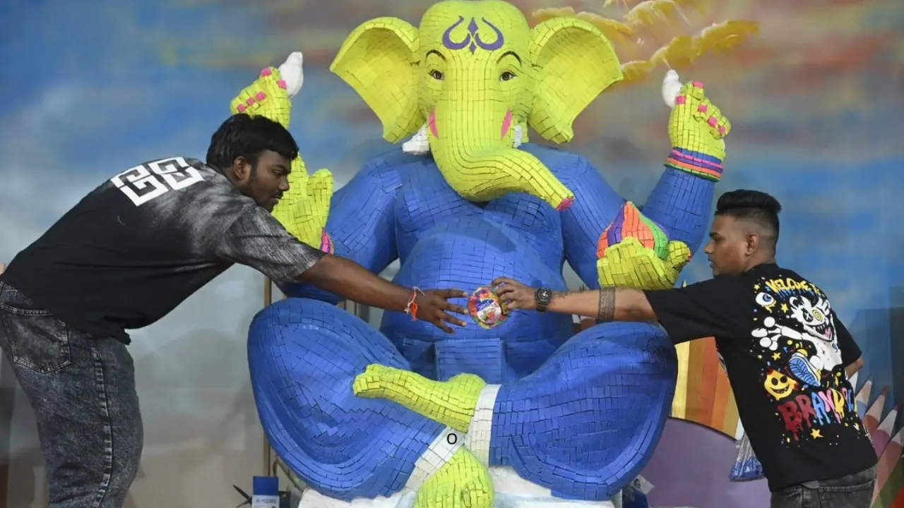 Mumbai Ganeshotsav 2026 | 5,000 erasers, one Bappa: Byculla’s eye-catching idol PIC/ASHISH RAJE
