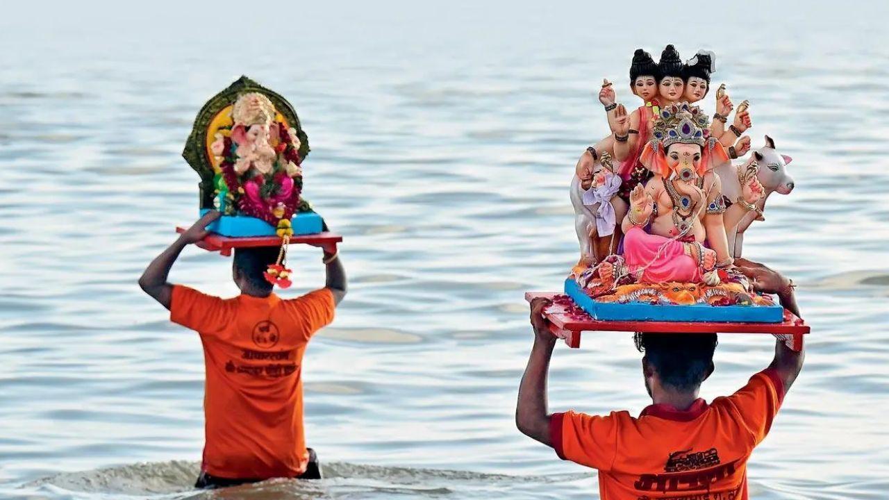 Mumbai Ganpati Visarjan 2026: 307 Ganesh, Parvati idols immersed till 3 pm on Day 6 The immersion process continued peacefully across the city, with no untoward incident reported, civic officials said. File pic