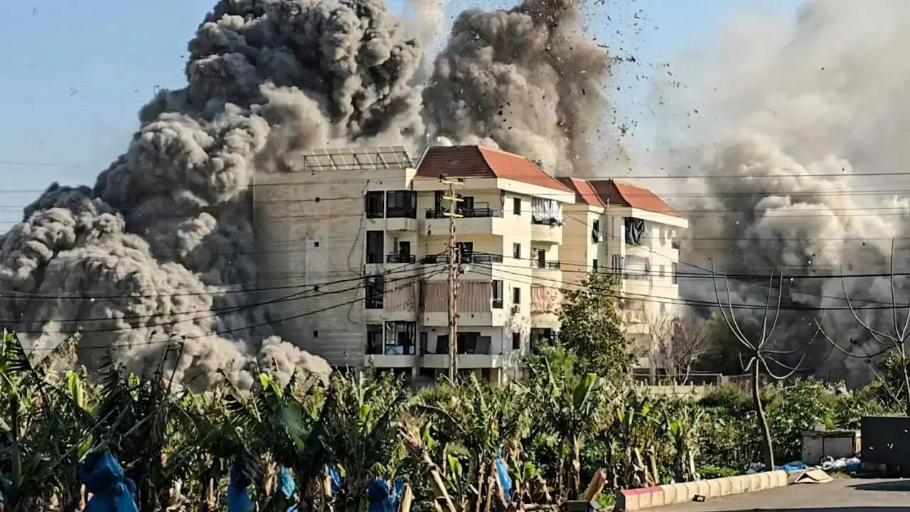 Iran calls US strikes on tankers ‘aggression’, urges UN Security Council action Smoke billows following an Israeli airstrike targeting an area in the southern coastal city of Tyre, Lebanon, on Saturday. Pic/AFP