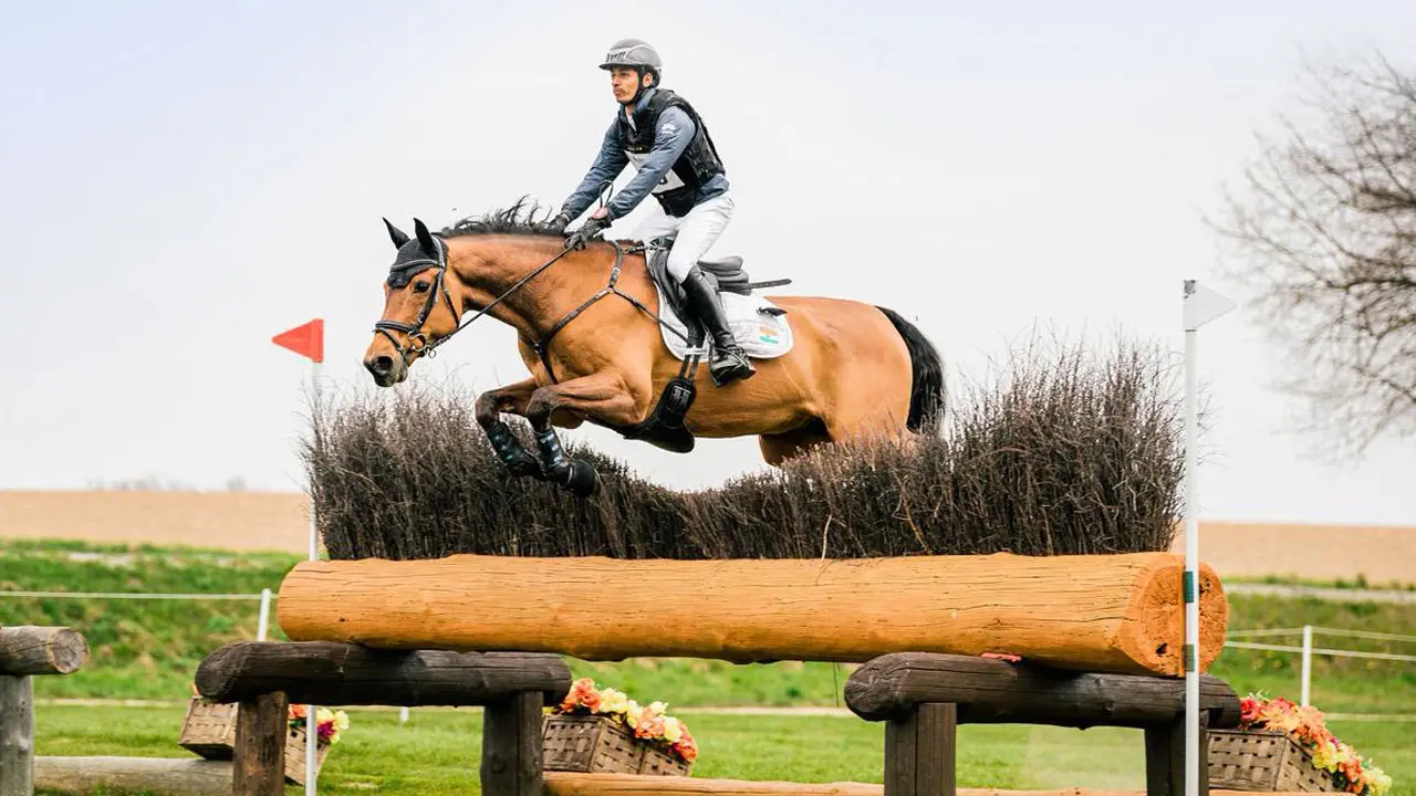 Equestrian Ashish Limaye with his horse Willy Be Dun. Pic/By Special Arrangement 