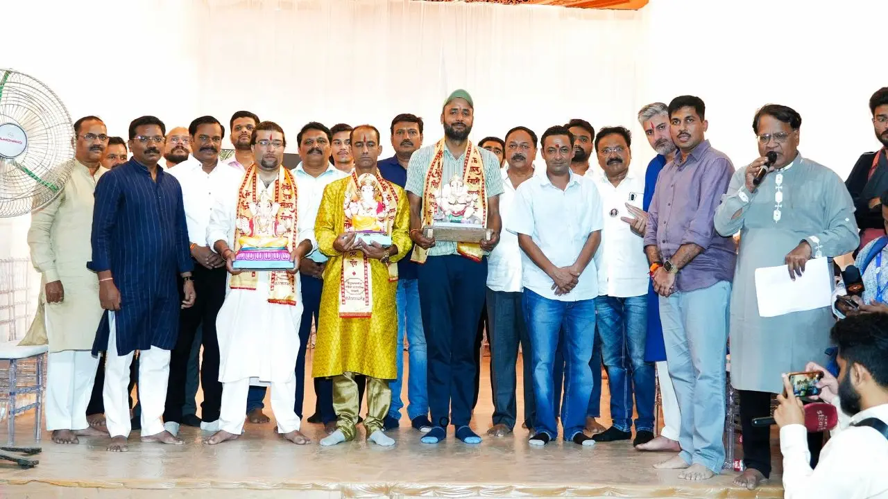 The three idols were handed over to Kashmir-based representatives Mohit Bhan, Rishabh Chaku, Shishant Chaku, Sandeep Raina, Sanjeev Raina, Hitesh Raina and Sandeep Kaul. PIC/BY SPECIAL ARRANGEMENT