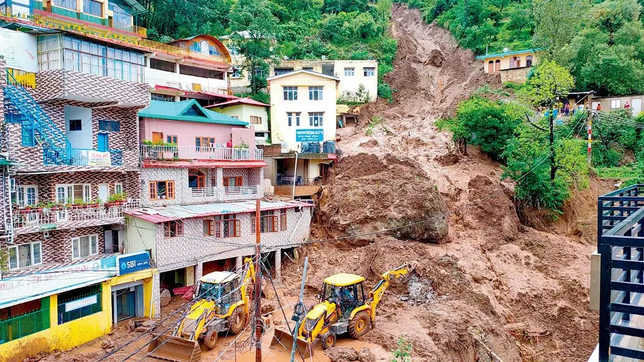 Mudslide kills 2, leaves 10 missing in China after heavy rain from tropical storm Saudel Representation pic