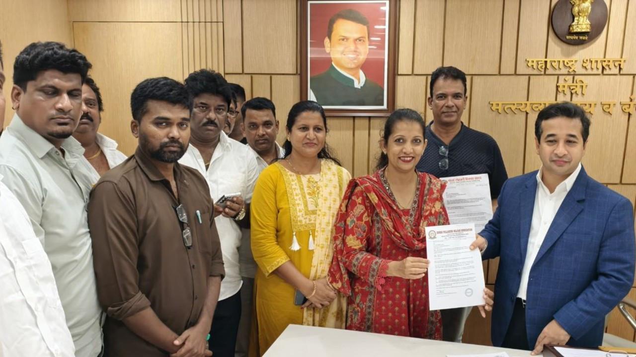 Fishermen association meet Maharashtra Port Minister Nitesh Rane Fishermen association with Maharashtra Minister Nitesh Rane (Pic/Special arrangement)