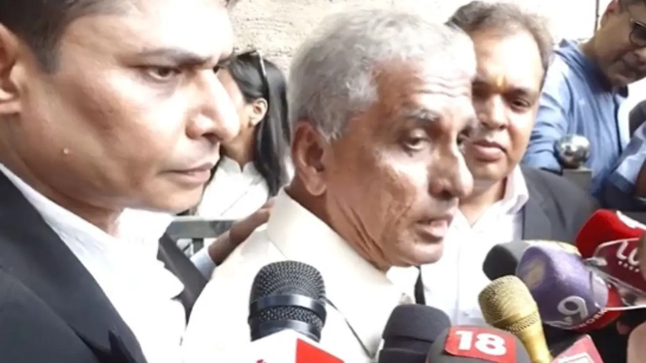 Satish Salian, father of late celebrity manager Disha Salian, speaks to reporters after visiting Matoshree. PIC/PTI