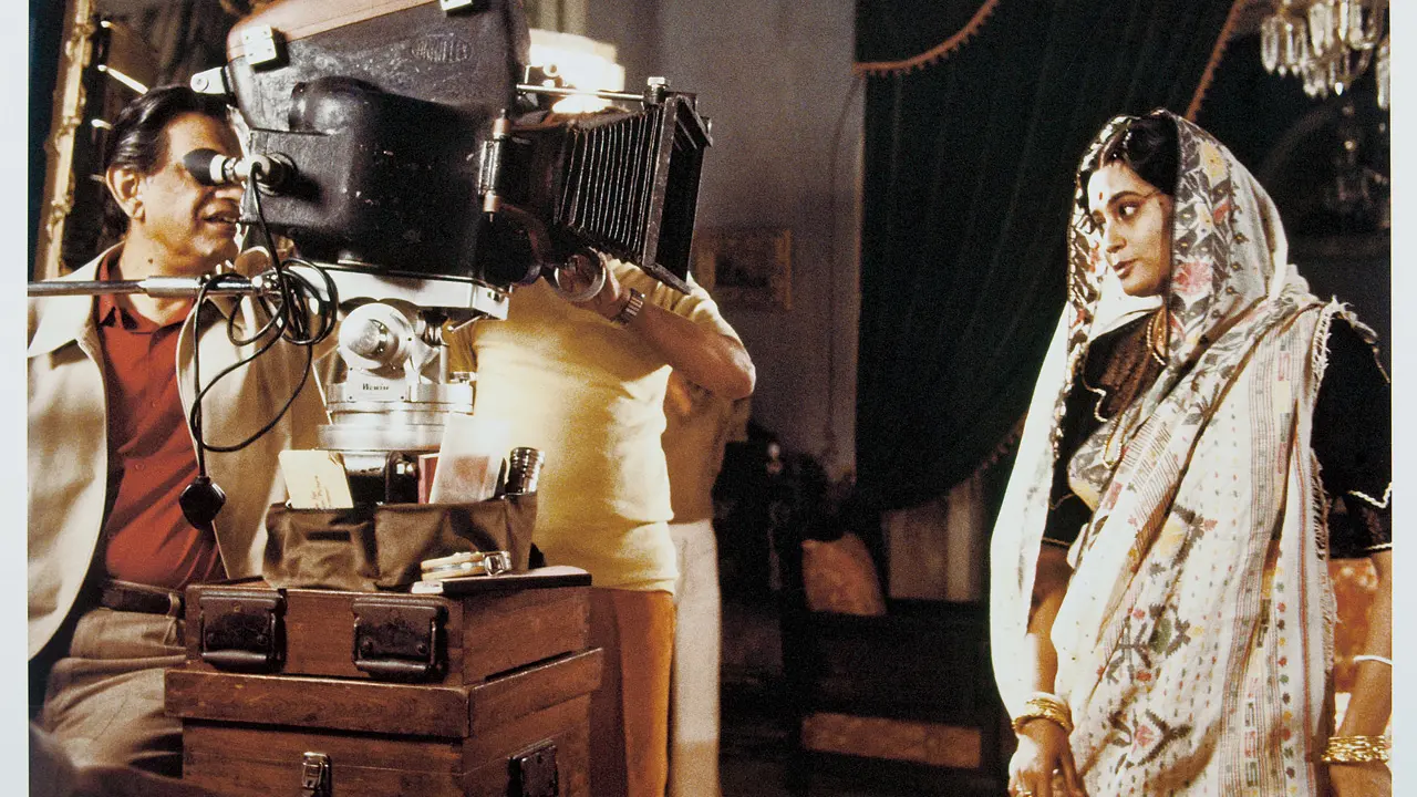 This unique exhibition of photographs by Nemai Ghosh showcases Satyajit Ray Ghare-Baire, 1983. Pics Courtesy/DAG Mumbai; Wikimedia Commons