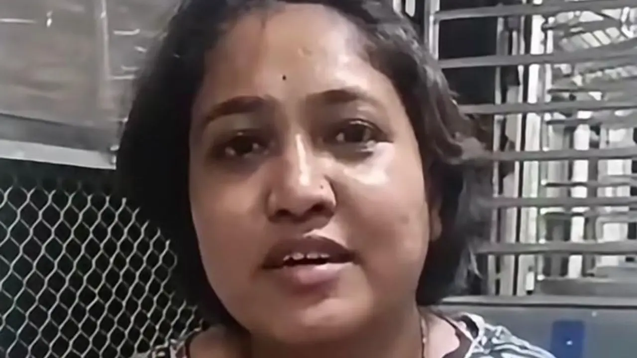 Travelling alone after 11.30 pm on a Mumbai local? Woman flags security concerns Meenu Dugal. PIC/BY SPECIAL ARRANGEMENT