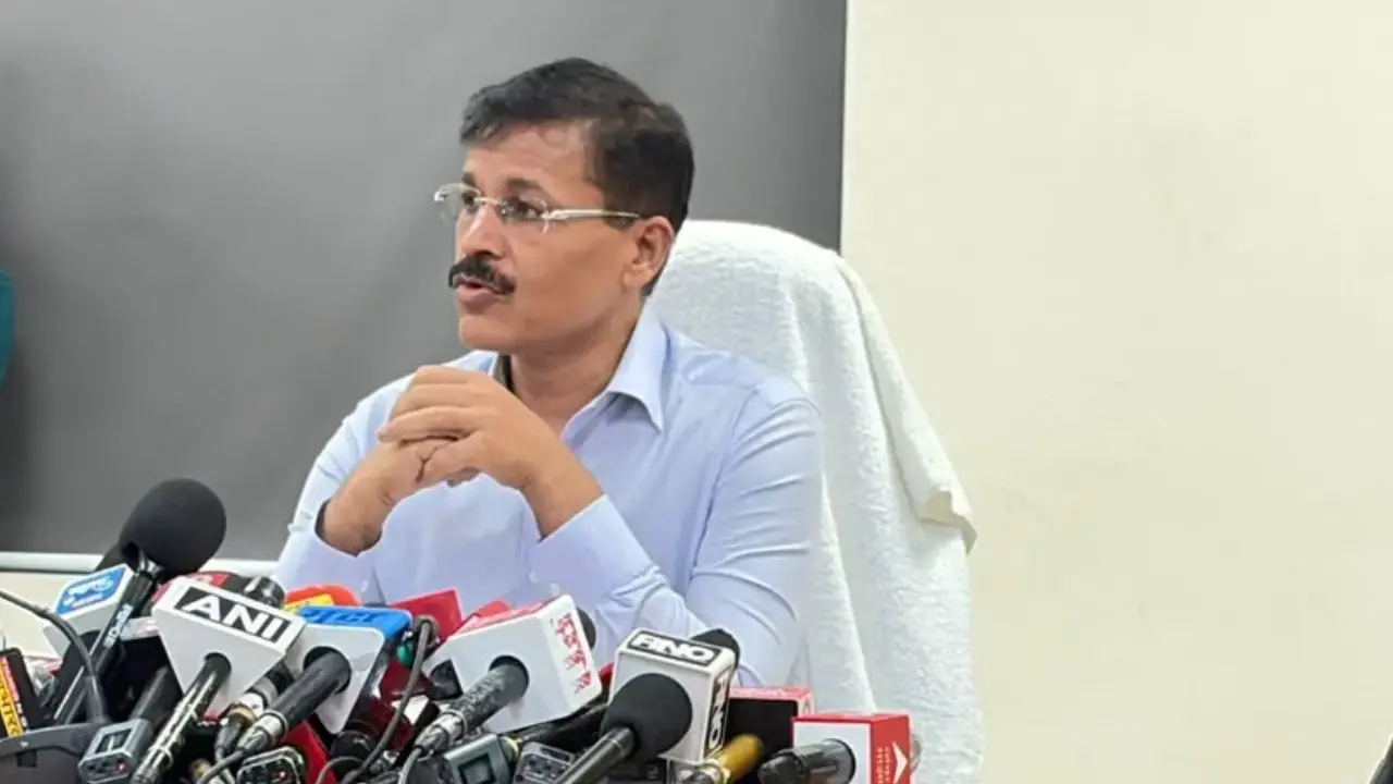 Maharashtra FDA awaits replies from five MCA restaurants over licensing violations Maharashtra FDA Commissioner Tukaram Mundhe said replies from the concerned outlets are awaited. File pic
