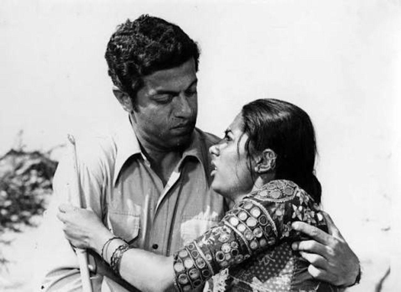 Directed by G. V. Iyer, this film features Anant Nag as Bhairava, a deeply passionate and stubborn disciple of Carnatic classical music who dedicates his entire life to finding the perfect note. This role demanded extreme physical and emotional discipline, as Nag had to convincingly lip-sync complex classical compositions and project the rigid, uncompromising attitude of a traditional artist. He brought a fierce, fiery intensity to Bhairava, portraying a man who values his artistic freedom above wealth, royalty, and even his own life. This performance established Nag as a powerhouse actor in India's parallel (art-house) cinema movement, proving he could handle deeply serious, culturally rich roles just as easily as commercial films Directed by G. V. Iyer, this film features Anant Nag as Bhairava, a deeply passionate and stubborn disciple of Carnatic classical music who dedicates his entire life to finding the perfect note. This role demanded extreme physical and emotional discipline, as Nag had to convincingly lip-sync complex classical compositions and project the rigid, uncompromising attitude of a traditional artist. He brought a fierce, fiery intensity to Bhairava, portraying a man who values his artistic freedom above wealth, royalty, and even his own life. This performance established Nag as a powerhouse actor in India's parallel (art-house) cinema movement, proving he could handle deeply serious, culturally rich roles just as easily as commercial films