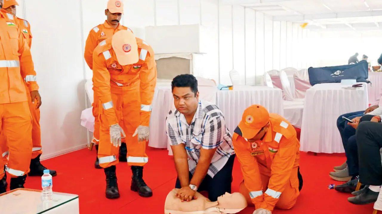 Emergency response personnel undergo training ahead of Anant Chaturdashi, covering situations including fire, drowning and other emergencies that could occur during the immersion process Emergency response personnel undergo training ahead of Anant Chaturdashi, covering situations including fire, drowning and other emergencies that could occur during the immersion process