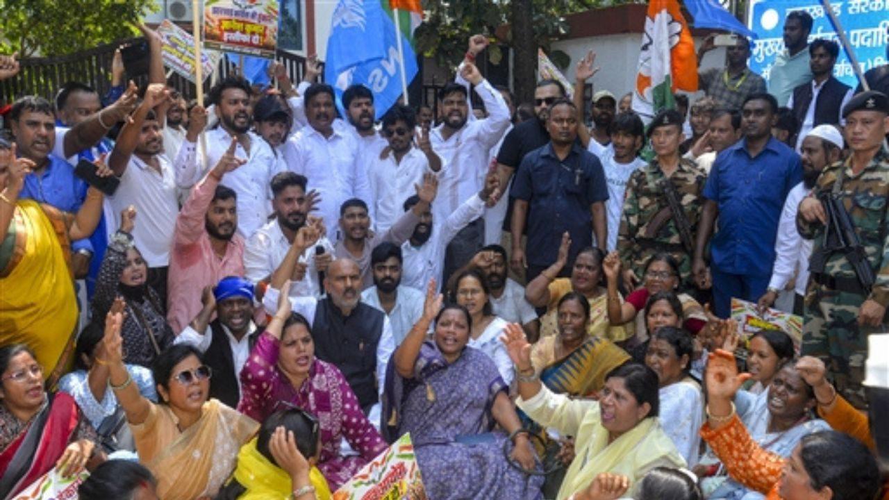 Jharkhand Congress leaders and workers take part in a protest against Chief Election Commissioner Gyanesh Kumar, in Ranchi Jharkhand Congress leaders and workers take part in a protest against Chief Election Commissioner Gyanesh Kumar, in Ranchi