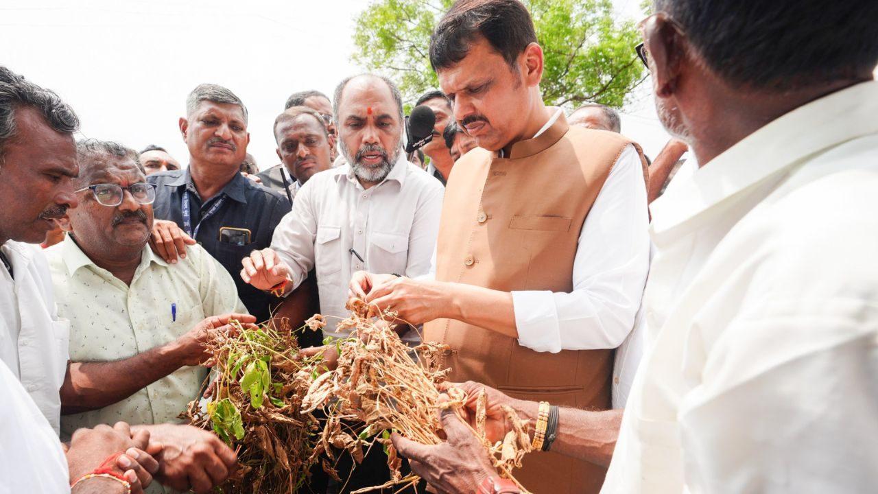 Devendra Fadnavis reviews measures to address drinking water shortages and livestock fodder requirements in drought-affected areas of Marathwada