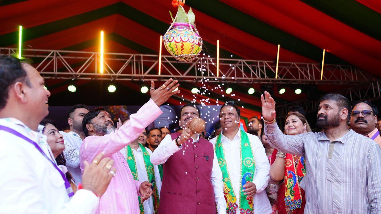 Culture Minister Ashish Shelar was also present at the Worli event